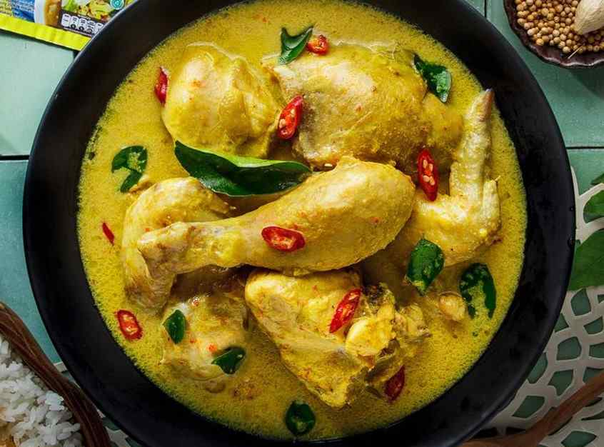 Kari Ayam Kuning